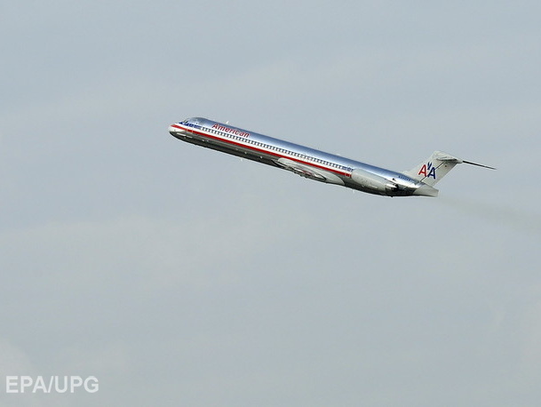 Пилот American Airlines скончался за штурвалом во время полета