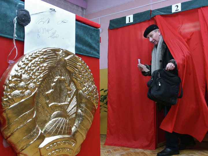 В Беларуси стартовало досрочное голосование на президентских выборах