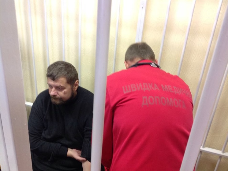 Депутаты от Радикальной партии блокируют суд, чтобы не допустить вывоза Мосийчука в СИЗО