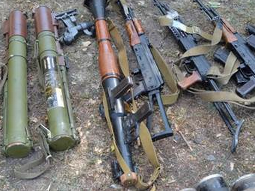 СБУ: В Луганской области правоохранители обнаружили большую партию оружия