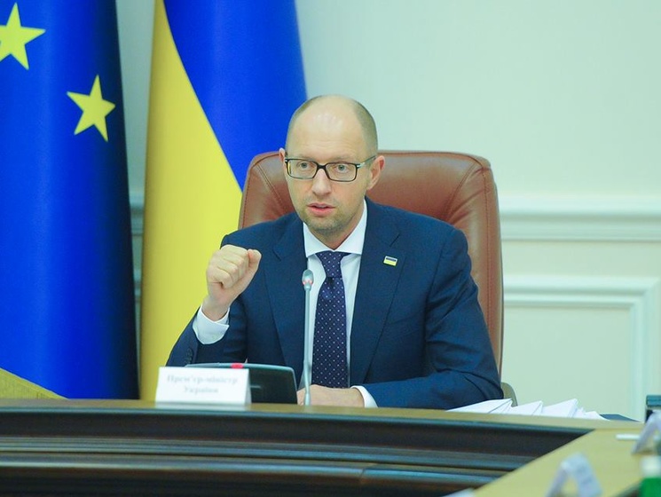 Яценюк: Вопрос о вступлении Украины в НАТО стоит в повестке дня