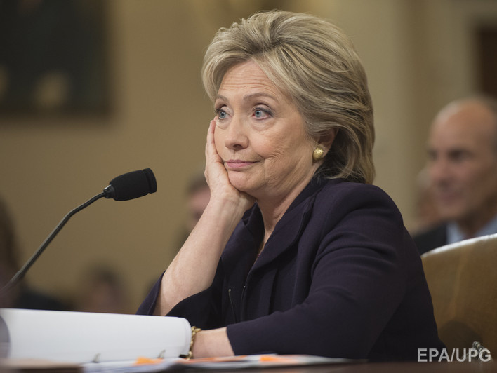 Хиллари Клинтон 11 часов отвечала на вопросы комитета по теракту в Бенгази