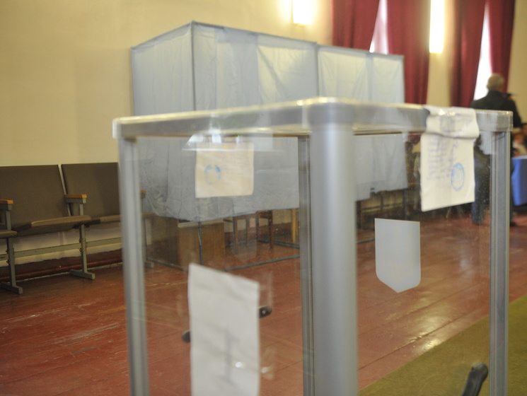В Черновицкой области избиратель пытался поджечь себя на участке