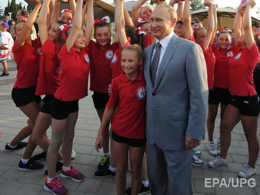 Путин подписал указ о создании "Российского движения школьников"