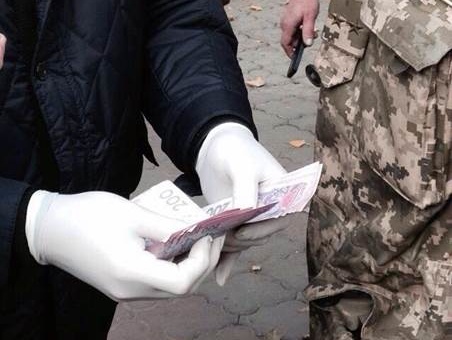 СБУ: Командир воинской части в Одессе задержан за взятку
