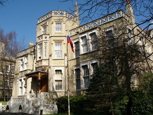 В Лондоне суд начал рассматривать дело украинца, обвиняемого в подготовке нападения на посольство РФ – СМИ