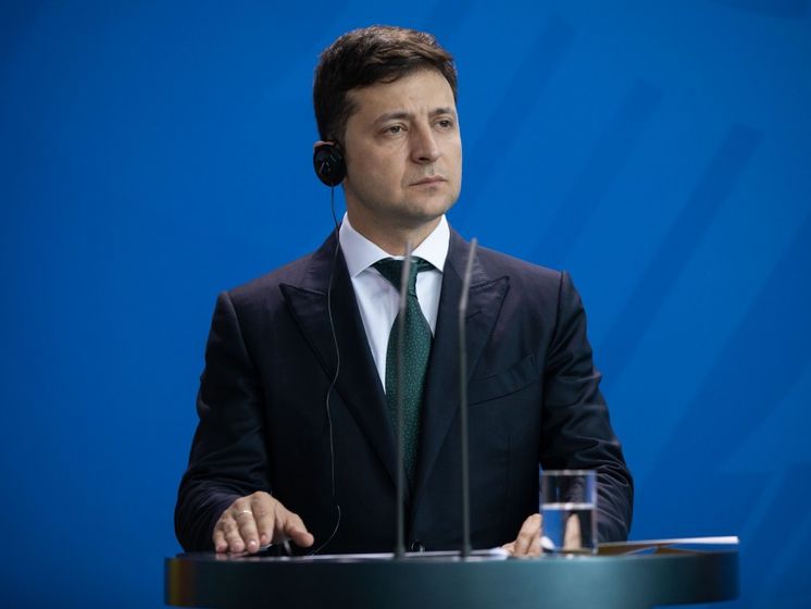 Зеленский: Тем, кто агитирует за снятие санкций с РФ, предлагаю побывать на Донбассе