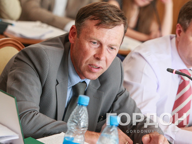 Соболев: Внутренние войска передали секретные коды каналов связи Януковича