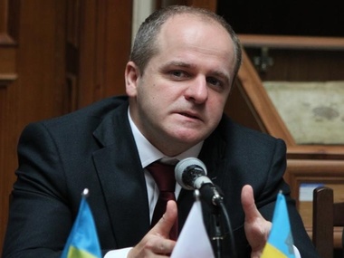 Депутат Европарламента просит МИД Польши временно упростить визовый режим с Украиной