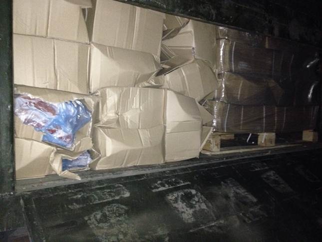 В Харьковской области СБУ предотвратила контрабанду в Россию 35 тонн сыра и мяса