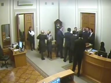 Тетерук подает в суд на Ивченко и Власенко