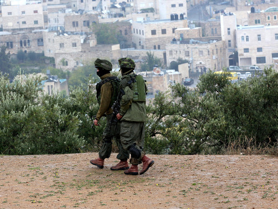 Израильские военные застрелили палестинку с ножом