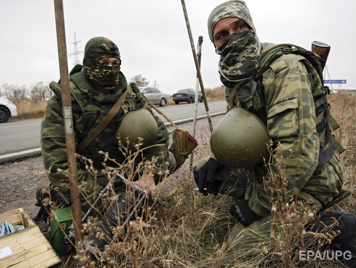 Пресс-центр АТО: Боевики на Донбассе вечером 9 ноября 33 раза обстреляли украинские позиции