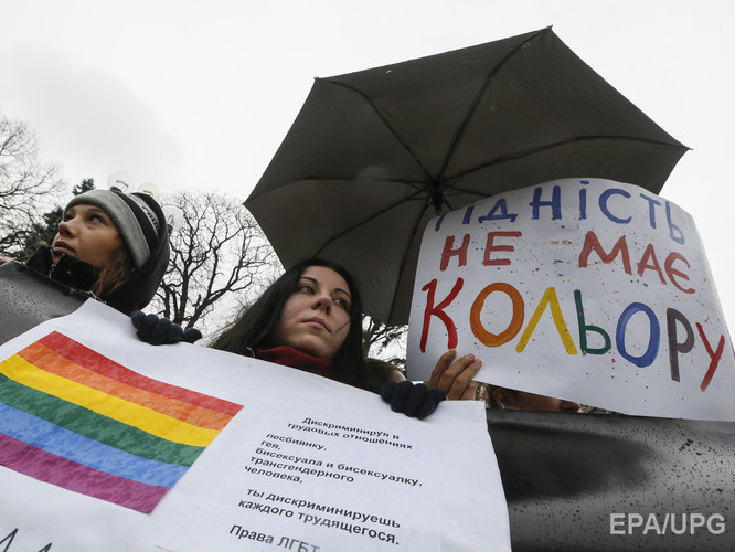 Порошенко призвал депутатов найти силы и проголосовать за "антидискриминационную" поправку в Трудовой кодекс