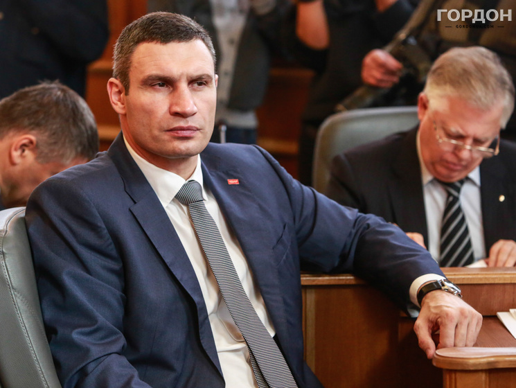 Кличко не пришел на дебаты с Березой перед вторым туром выборов