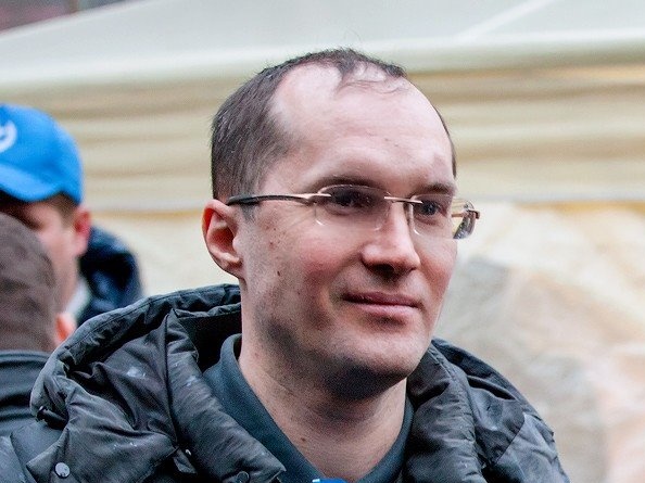 Журналист Бутусов: В зоне АТО пьяный боец расстрелял троих сослуживцев