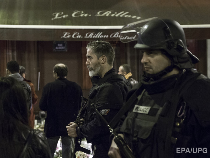 Полиция Франции ночью провела антитеррористические рейды &ndash; СМИ
