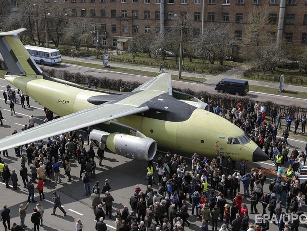 Крымские татары предлагают назвать новый самолет АН-178 в честь летчика Амет-Хана Султана