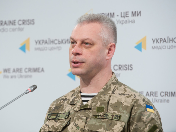 Спикер АП Лысенко: В Иловайск прибыли восемь вагонов с боеприпасами для боевиков