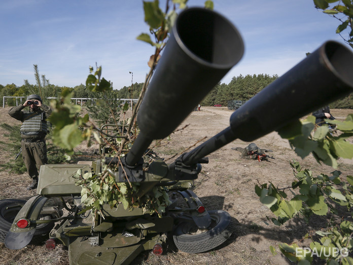 Пресс-центр АТО: Боевики продолжают обстреливать украинских военных