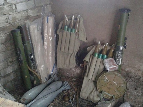 Украинский спецназ обнаружил тайник со взрывчаткой в районе Счастья
