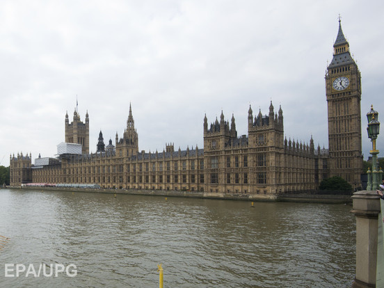 Кэмерон заручился поддержкой британского парламента для начала бомбардировок в Сирии