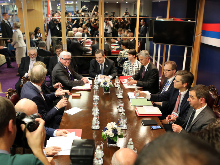 Тройка ОБСЕ: Минские соглашения должны быть выполнены