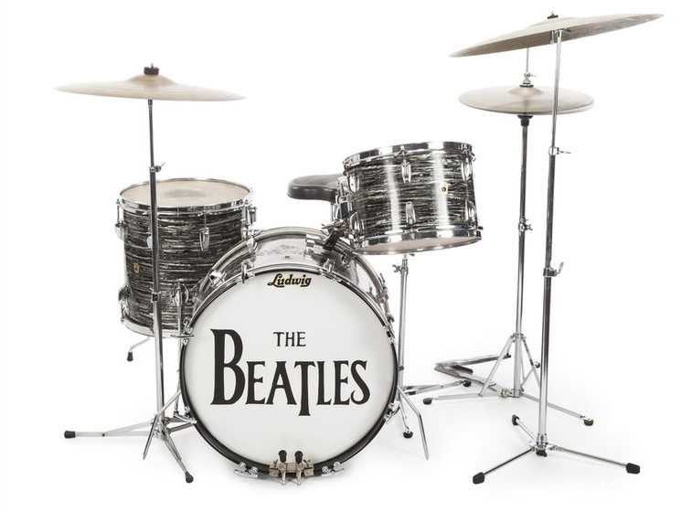 Редкий экземпляр "Белого альбома" The Beatles продан за $790 тыс.