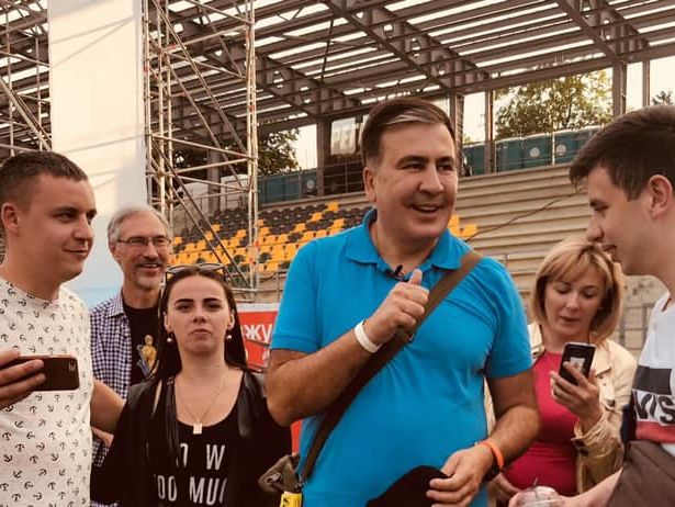 Суд не удовлетворил иск Партии пенсионеров об отмене регистрации Саакашвили кандидатом в нардепы