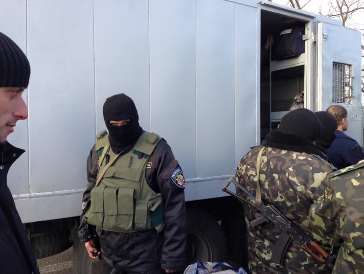 Боевики "ДНР" передали Украине 20 заключенных