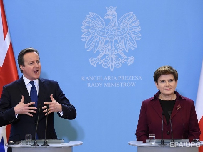 Кэмерон в Варшаве обсудил вопрос борьбы с российской пропагандой