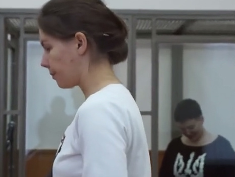 Вера Савченко на допросе в российском суде: В Луганске меня закрыли в комнате с 20 мужчинами и раздали им презервативы. Видео