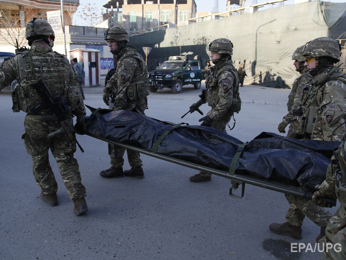 Двое испанских и четверо афганских полицейских стали жертвами атаки на дипломатический квартал Кабула