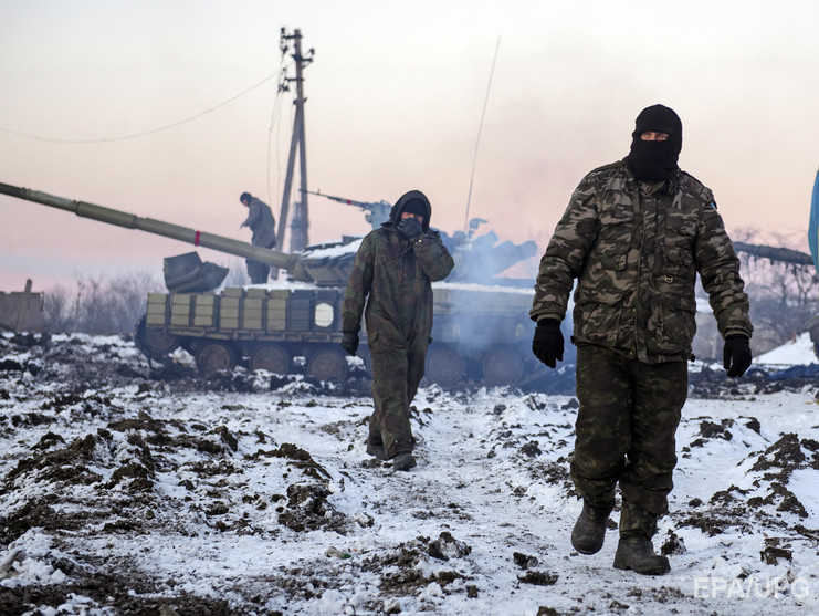 Пресс-центр АТО: За ночь боевики 20 раз обстреляли позиции украинских военных