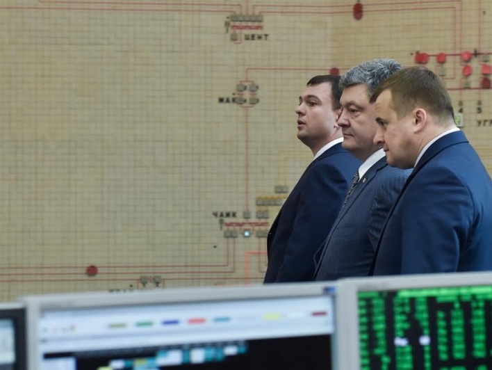 Порошенко: Магистральная ЛЭП "Ровенская АЭС &ndash; Киев" позволит избежать веерных отключений
