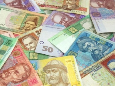 Курс валют НБУ: Гривна проиграла доллару еще десять копеек