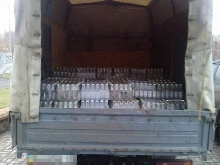 СБУ изъяла минеральные удобрения и алкоголь на 800 тыс. грн в районе проведения АТО