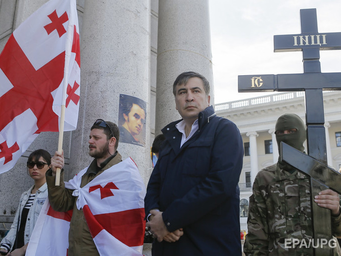 Саакашвили назвал сокращение налогов и частичную ликвидацию бюрократии самыми назревшими реформами в Украине
