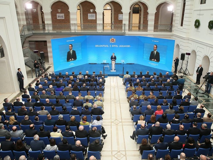 Премьер Грузии Гарибашвили подал в отставку
