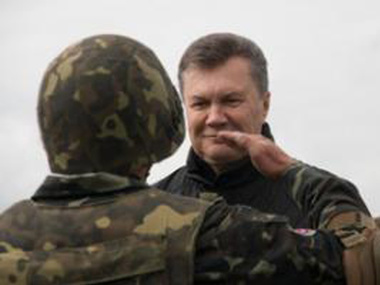 СМИ: Янукович планировал использовать армию против Майдана
