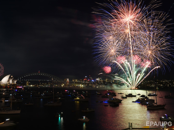 Жители Новой Зеландии уже встретили Новый год. Видео