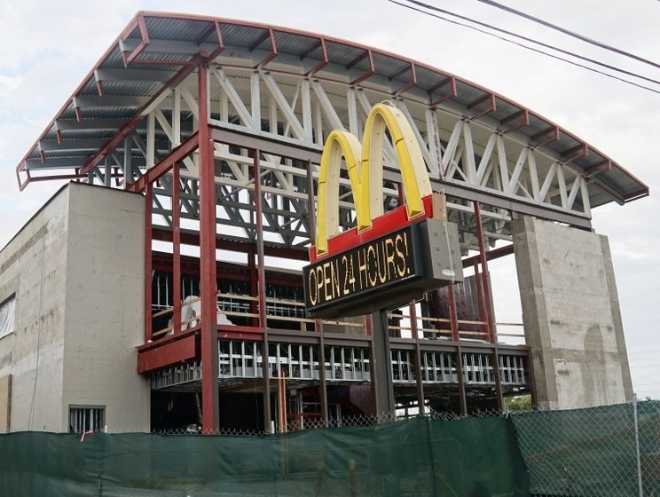 В США закрылся самый большой в мире ресторан McDonald's