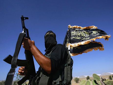 The Independent: Боевики ИГИЛ распространили видео с казнью "британских шпионов" и посланием Кэмерону