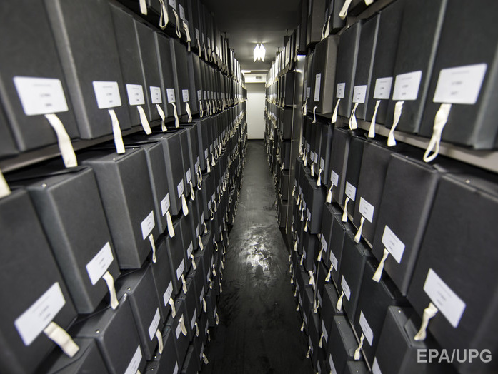Франция откроет доступ к архивам режима Виши