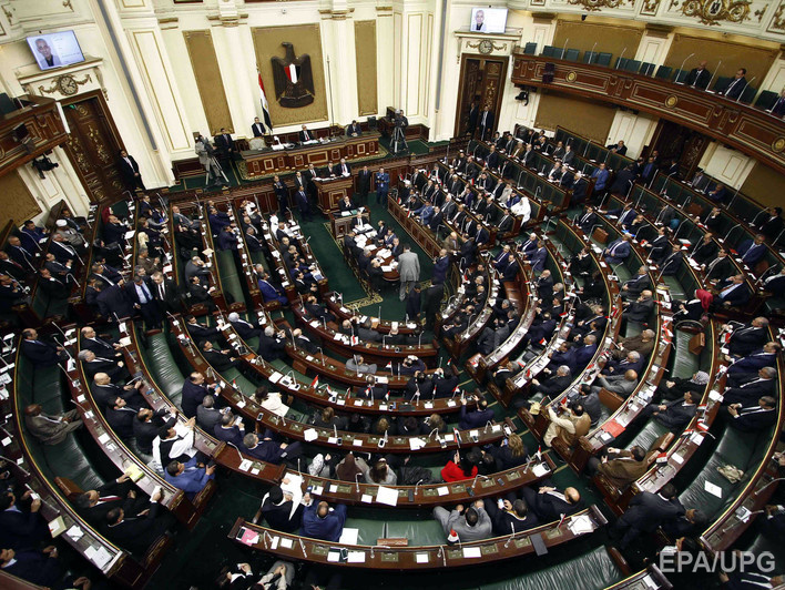 Парламент Египта возобновил работу после трехлетнего перерыва