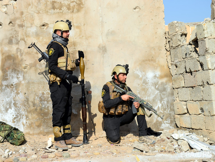 AFP: Террористы напали на торговый центр в Багдаде, 12 погибших