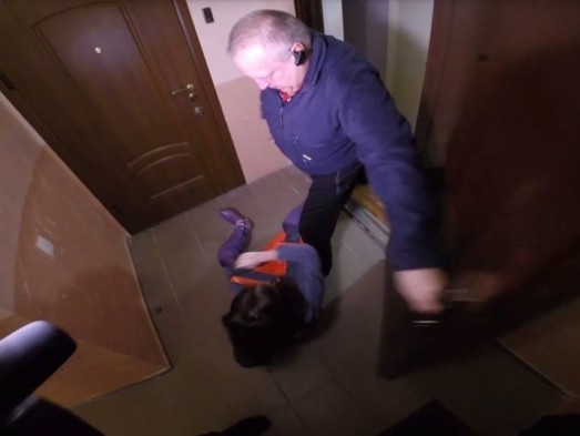 Полиция Одессы расследует нападение начальника частного ЖЭКа на журналистку телеканала "Думская ТВ"