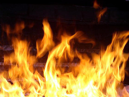 В оккупированном Крыму сгорела машина председателя местного меджлиса