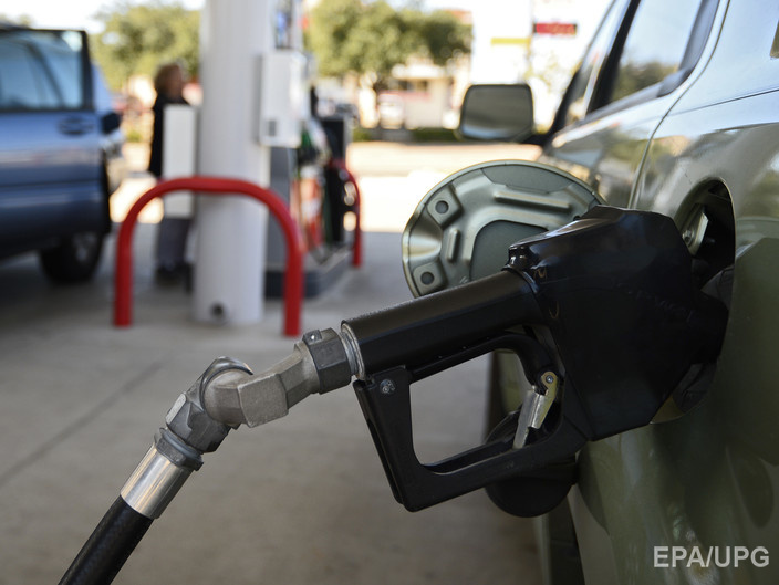 В штате Мичиган цена бензина упала до 12 центов за литр
