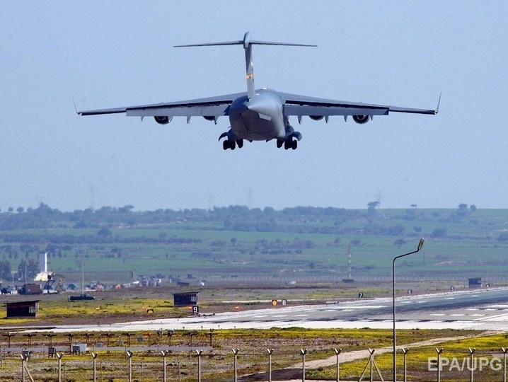  AFP: Соединенные Штаты отстраивают авиабазу в Сирии